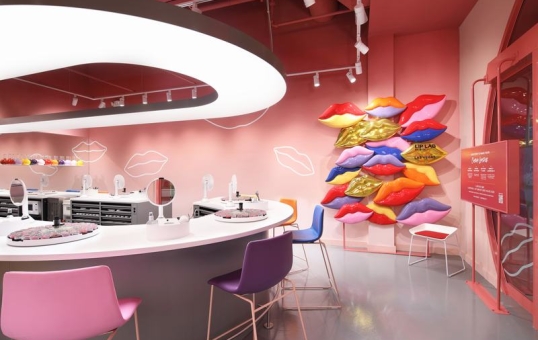 Thiết Kế Showroom Thương Hiệu Mỹ Phẩm